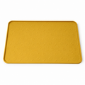 Tapis de gamelles jaune moutarde en silicone 60x40 cm
